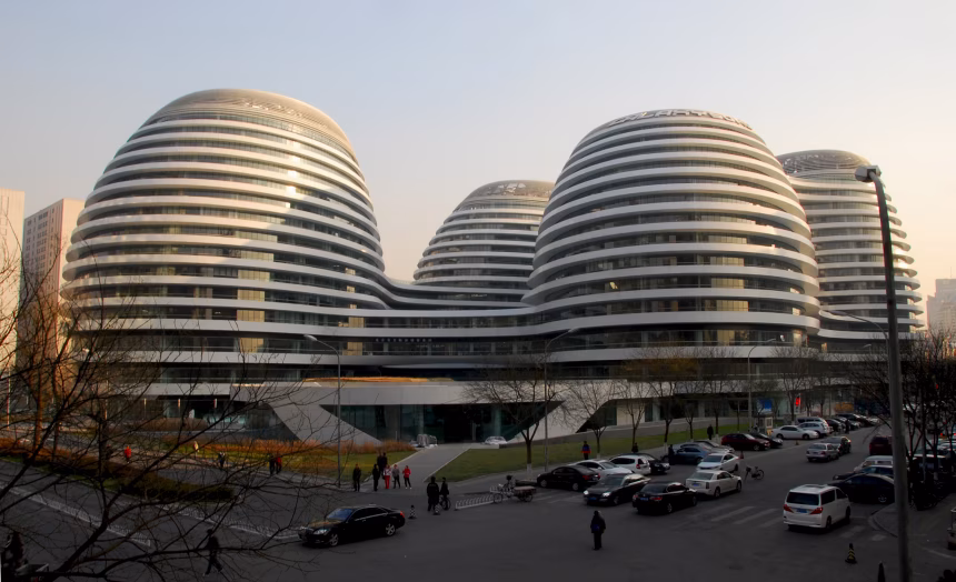 Galaxy SOHO: může být skvělá budova zároveň špatným kusem města?